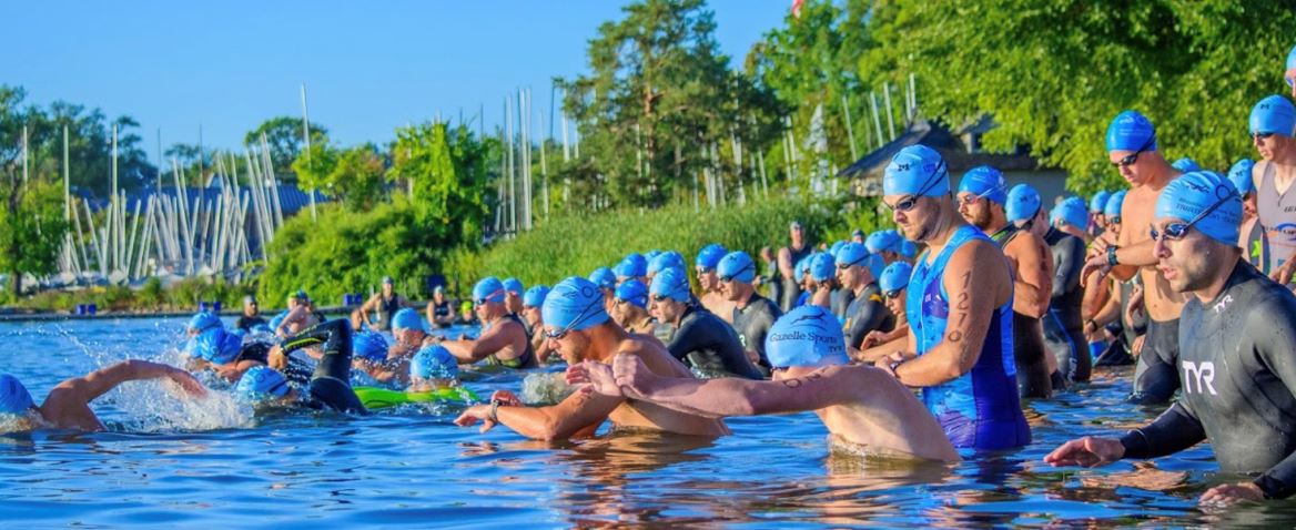 Triathlon swimmers